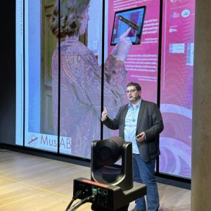 Step - Augmented Reality: what it is and why it will be relevant for us as people and professionals - Fabio Codebue