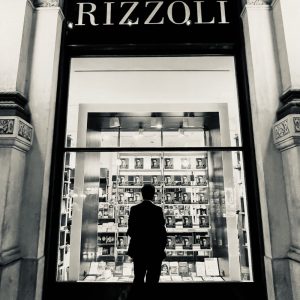 l Web 3.0 - Rizzoli - MilanoLorenzo Montagna - Metaverso. Noi e il Web 3.0 Lorenzo Montagna - Metaverso. Noi e il Web 3.0 - Rizzoli - Milano